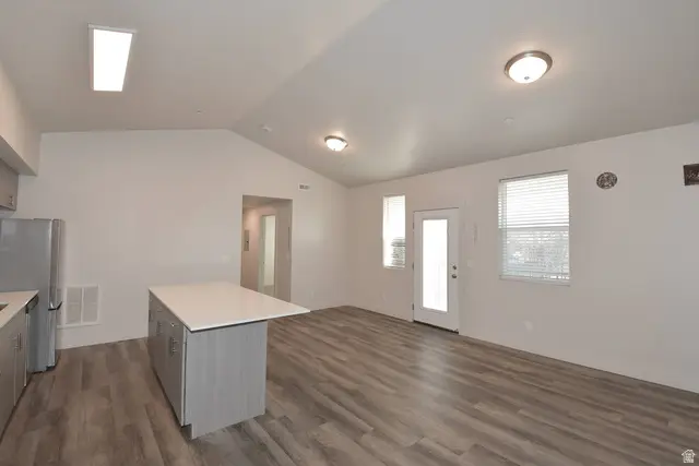 142 E 7th 25 #B304, Syracuse, UT 84075 - #2