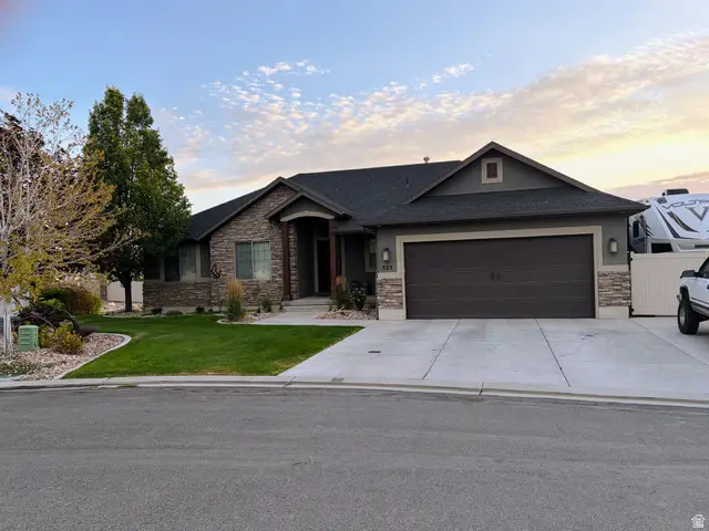 525 S Sunset Dr, Santaquin, UT 84655 - #1