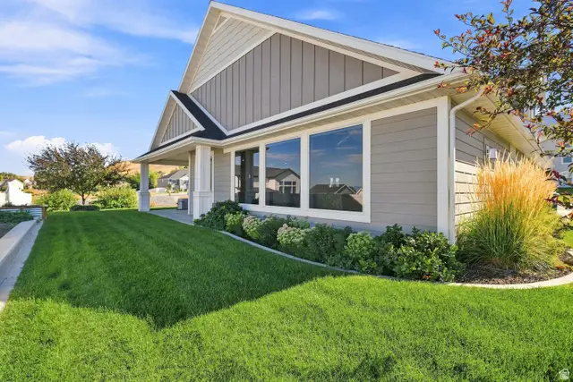 139 N 950 E, Hyde Park, UT 84318 - #3