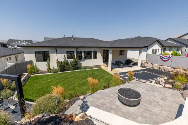 5428 N Meadow Lark Ln, Lehi, UT 84048 - #2