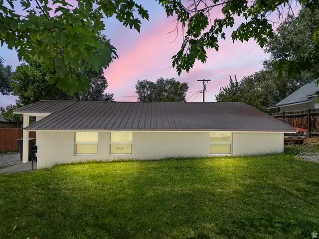 427 N Main St, Malad City, ID 83252 - #2