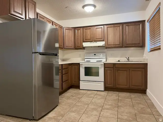 223 S Montgomery St, Salt Lake City, UT 84104 - #2