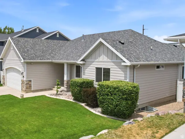 768 W Star Spangled Dr S, Bluffdale, UT 84065 - #2