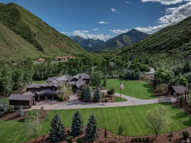 887 S Hobble Creek Rd, Springville, UT 84663 - #3