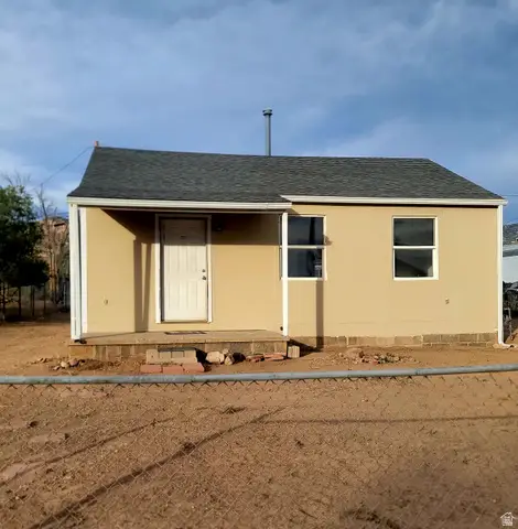 131 W Whitmore Dr, East Carbon, UT 84520 - #1