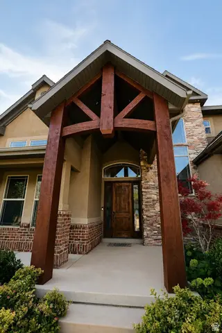 10656 S Crescent Dr, Sandy, UT 84070 - #3