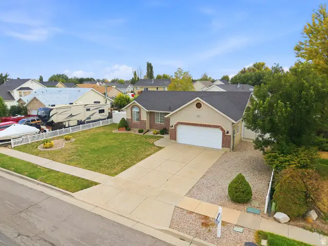 1594 W 1390 S, Syracuse, UT 84075 - #2