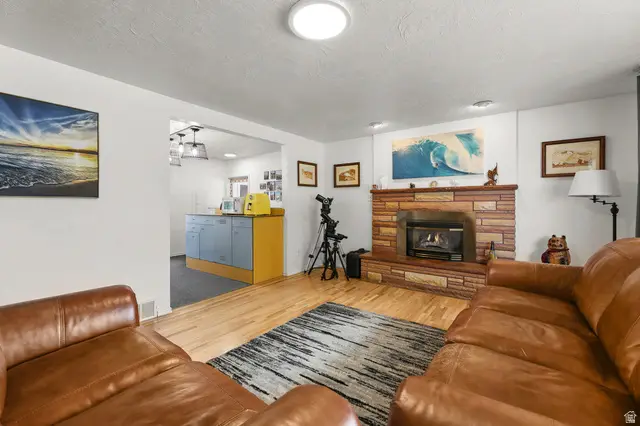 2261 S 1800 W, Syracuse, UT 84075 - #3
