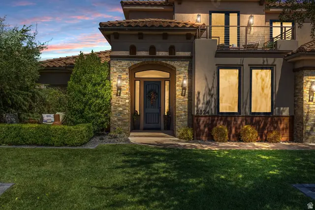 2324 Concord Ave., Santa Clara, UT 84765 - #3