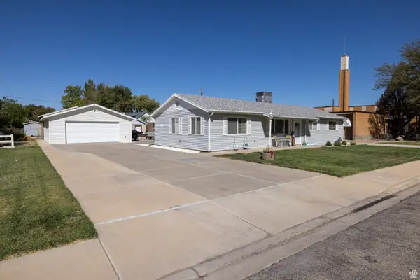 65 N Clark St, Green River, UT 84525