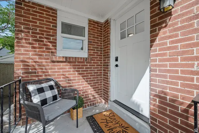 Address Withheld By Seller, Provo, UT 84601 - #3