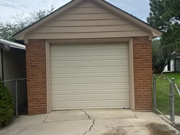 727 N 300 E, Price, UT 84501 - #2