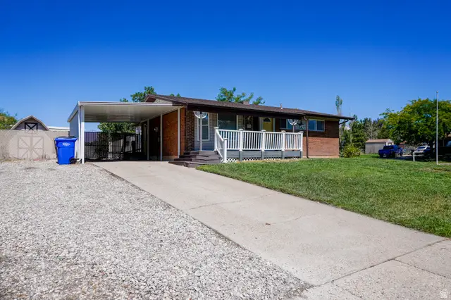 784 W 2550 N, Clinton, UT 84015 - #2