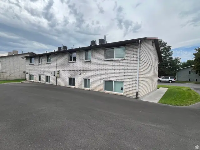 685 S Stubbs Ave W, Provo, UT 84601 - #3