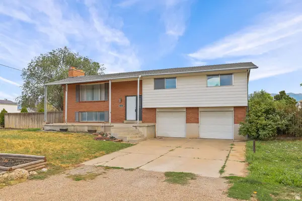 2205 S Main St, Clearfield, UT 84015
