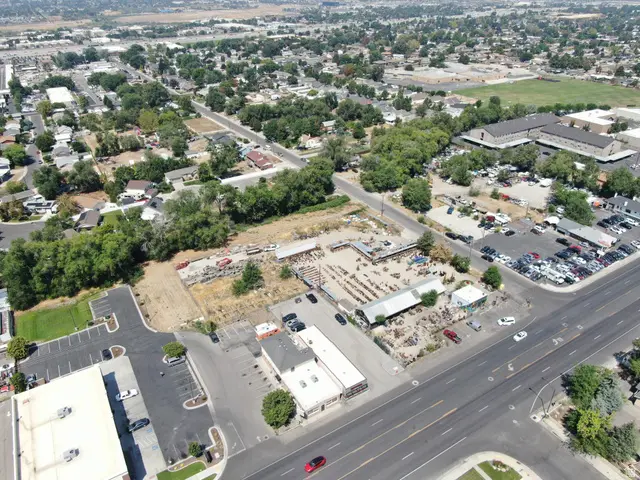 8610 S State St, Midvale, UT 84070 - #3