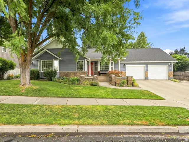 568 E Center St, Providence, UT 84332 - #1