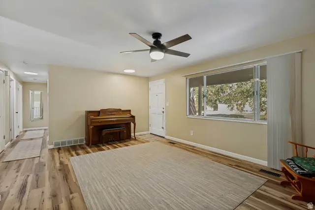 6015 S Don Quixote Dr, Taylorsville, UT 84129 - #3