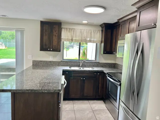 720 N 350 W, Kaysville, UT 84037 - #3