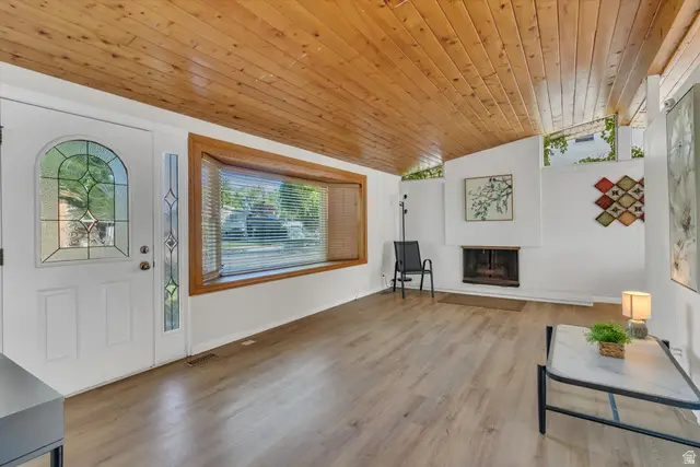 1153 N Garnette St, Salt Lake City, UT 84116 - #3