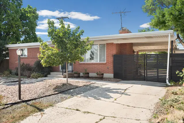 3385 W Florlita Ave. S, West Valley City, UT 84119 - #3