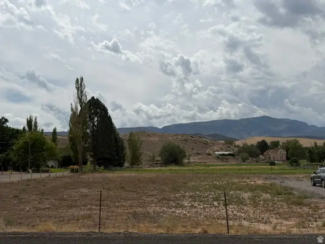 282 E Center St, Glenwood, UT 84730 - #1