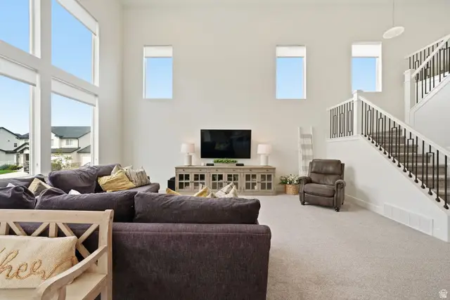 607 N Hill View Dr, Saratoga Springs, UT 84045 - #2