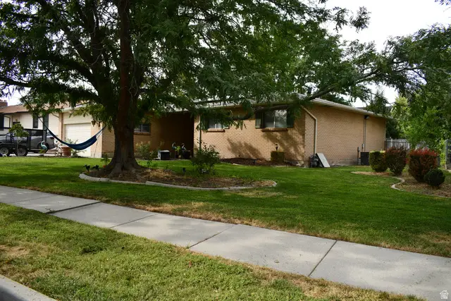 1872 W 7265 S, West Jordan, UT 84084 - #1