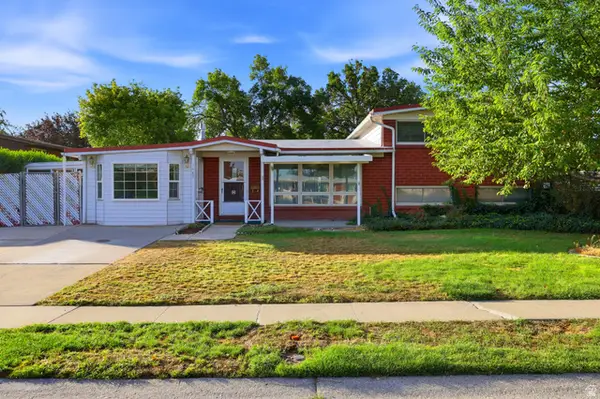 1487 W Mango Rd, Taylorsville, UT 84123