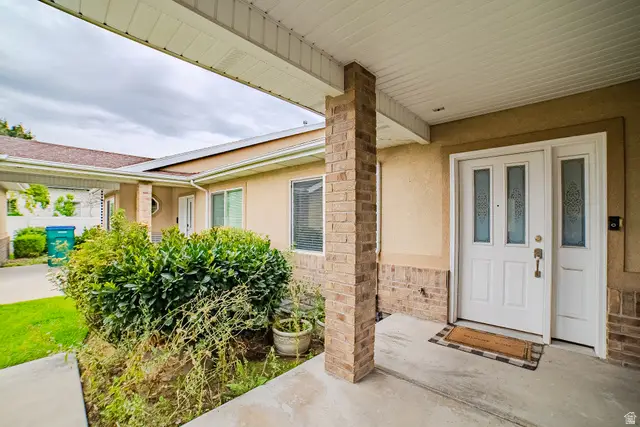 1555 S 850 E, Orem, UT 84097 - #2