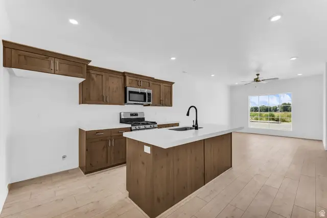 516 W 1875 N, Harrisville, UT 84404 - #2