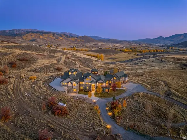246 E Woods Creek Dr, Morgan, UT 84050 - #2