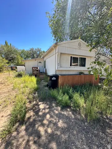 470 E Main St, Myton, UT 84052
