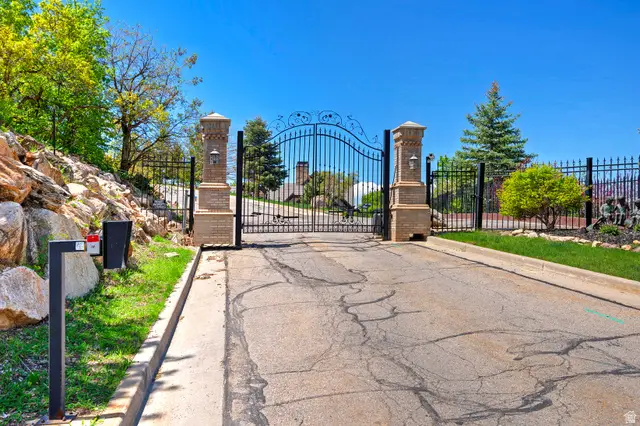 4695 S Thousand Oaks Dr, Salt Lake City, UT 84124 - #1