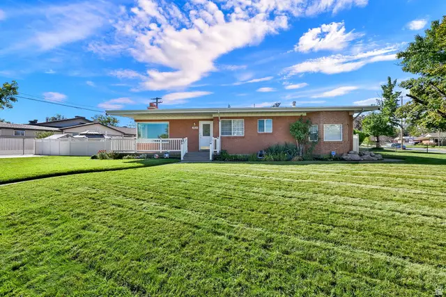3828 S 2050 W, Roy, UT 84067 - #2