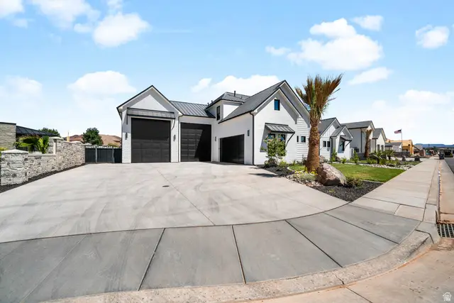 3701 S Mckenzie Ln, Washington, UT 84780 - #2