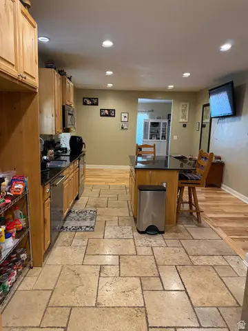 488 W 1st Ave S, Midvale, UT 84047 - #2