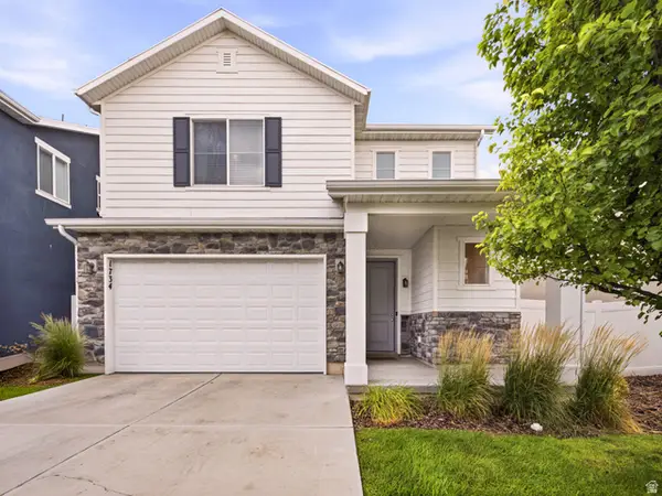 1734 W Parkview Dr S, Syracuse, UT 84075