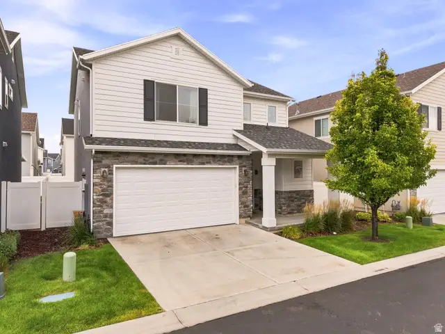 1734 W Parkview Dr S, Syracuse, UT 84075 - #2