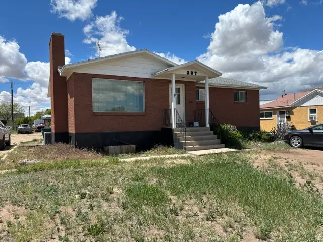 237 N 500 W, Vernal, UT 84078 - #1