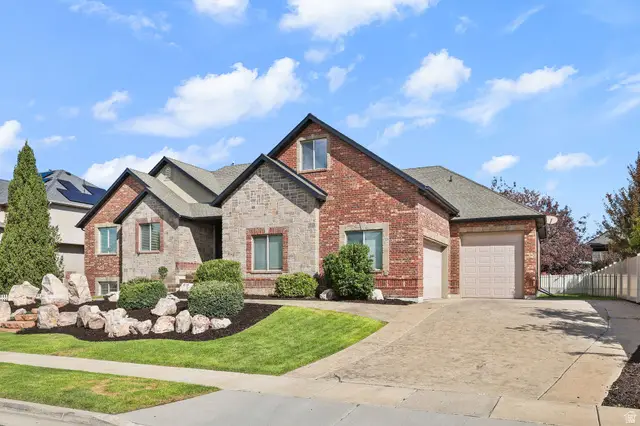 648 W 2400 S, Syracuse, UT 84075 - #3