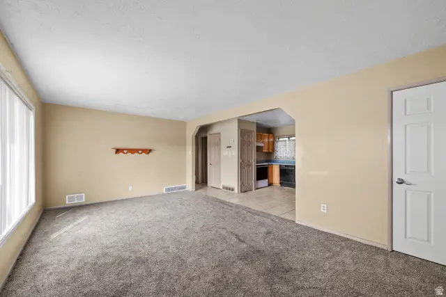 154 E 4800 S, Washington Terrace, UT 84405 - #3
