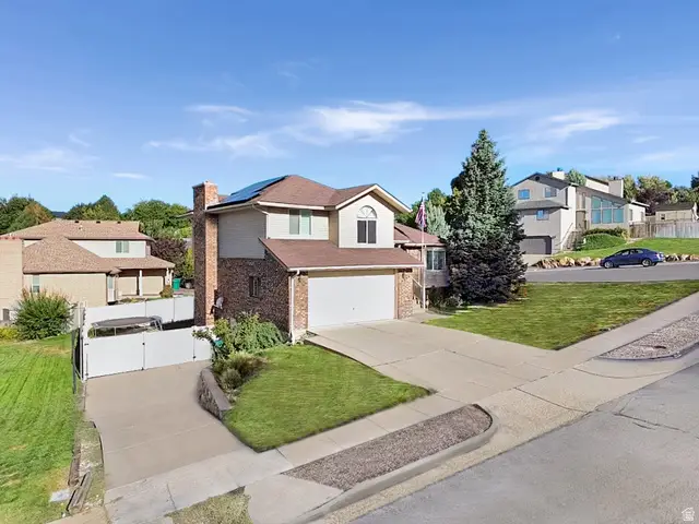 2395 N 1450 E, Layton, UT 84040 - #2