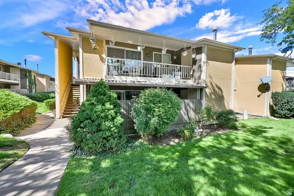 351 E Peach Ln, Bountiful, UT 84010