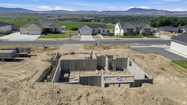 670 S 1080 E, Smithfield, UT 84335 - #3