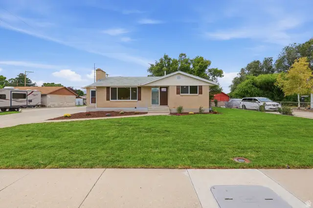 6978 S 2700 W, West Jordan, UT 84084 - #2
