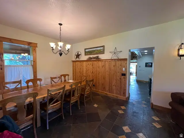 585 N Center St, Midway, UT 84049 - #2