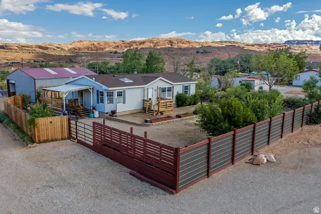 1885 Plateau Cir, Moab, UT 84532 - #1