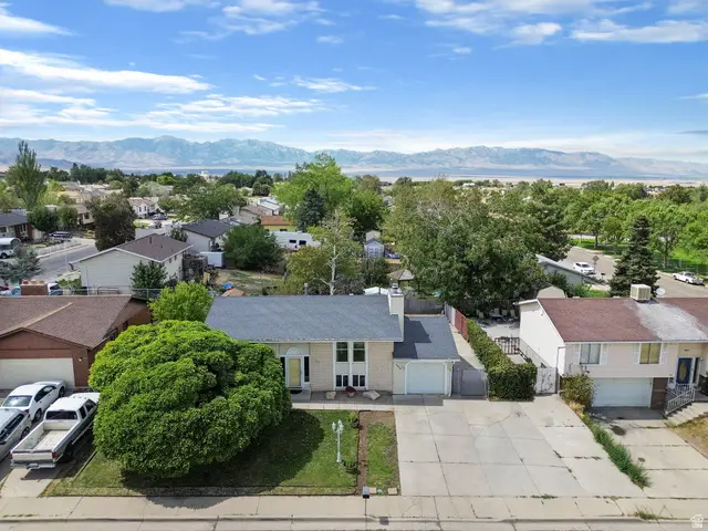 393 N Tahoe St, Tooele, UT 84074 - #3