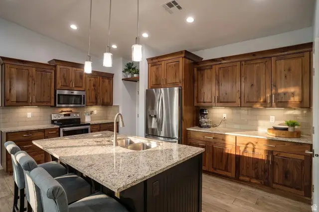 2813 S 3300 W, Hurricane, UT 84737 - #2